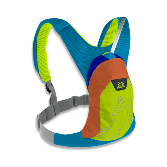 Front view of Amphipod Pure Run Ultra Light 600ml Hydration Vest.