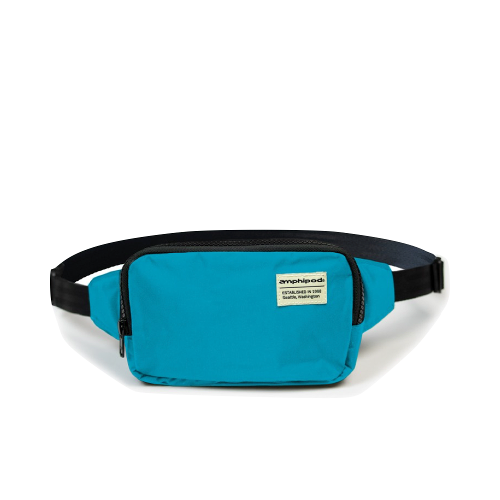 Front view of Amphipod R3 Express Convertible Pack.