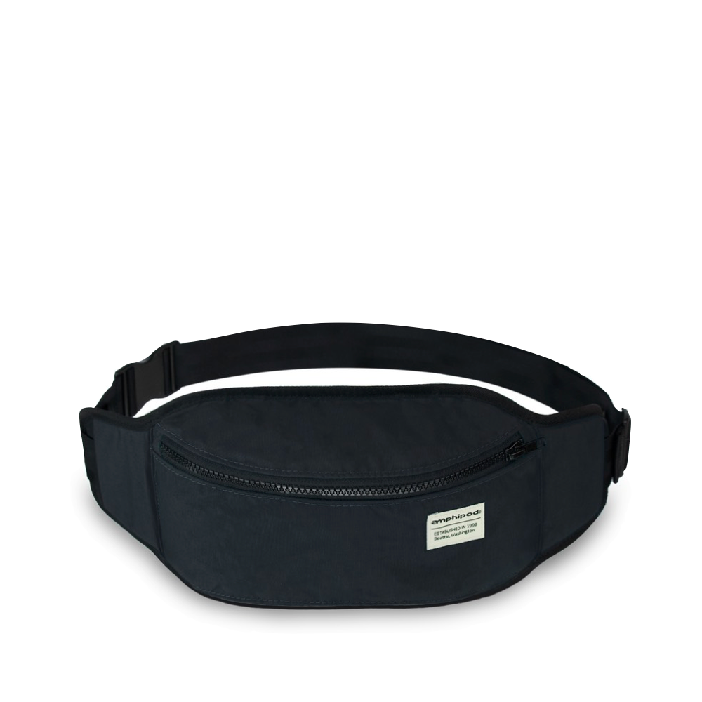 Front view of Amphipod R3 Venture Out Convertible Pack.