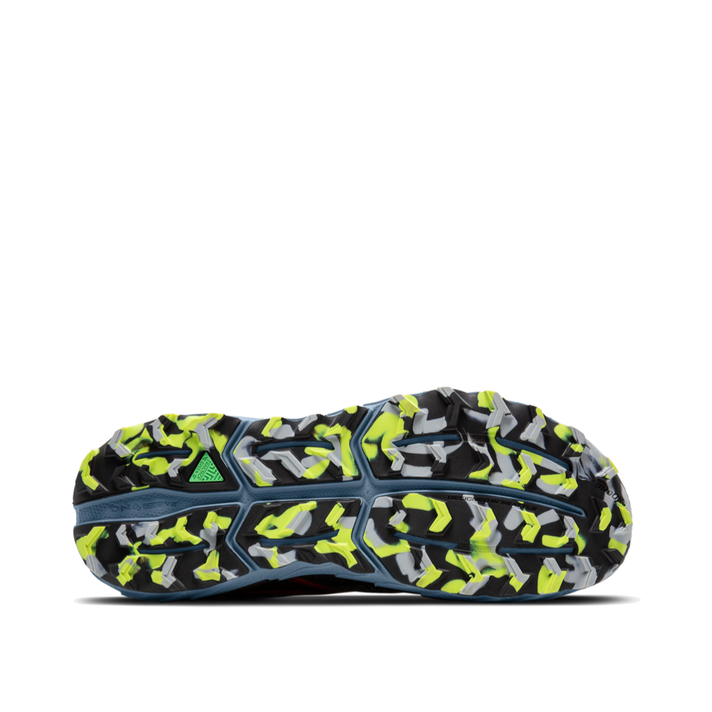 Bottom view of Brooks Cascade 18 Sneaker for men.