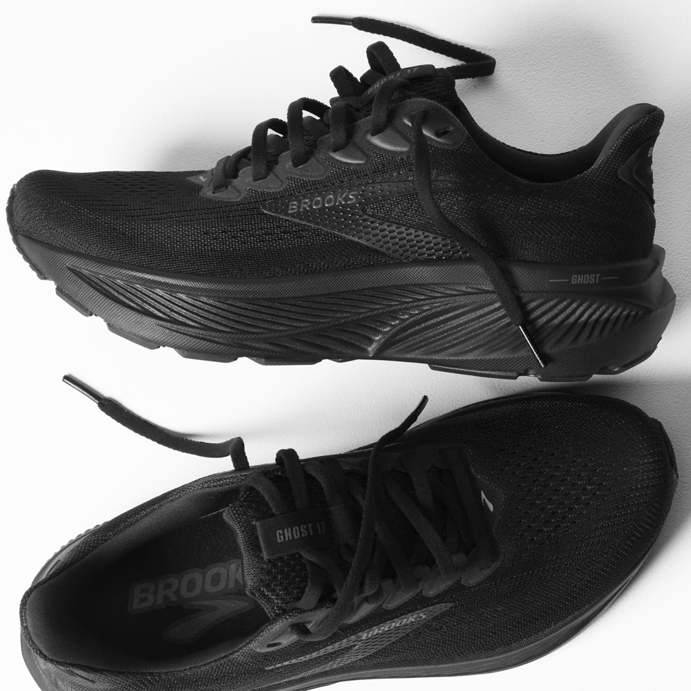 Detail view of Brooks Ghost 17 Sneaker for women.