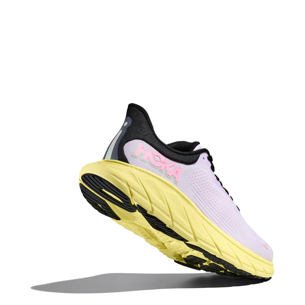 Bottom view of Hoka Arahi 7 Sneaker for women.