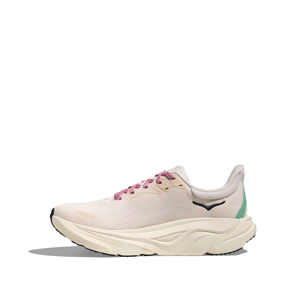 Side (left) view of Hoka Arahi 8 Sneaker for women.