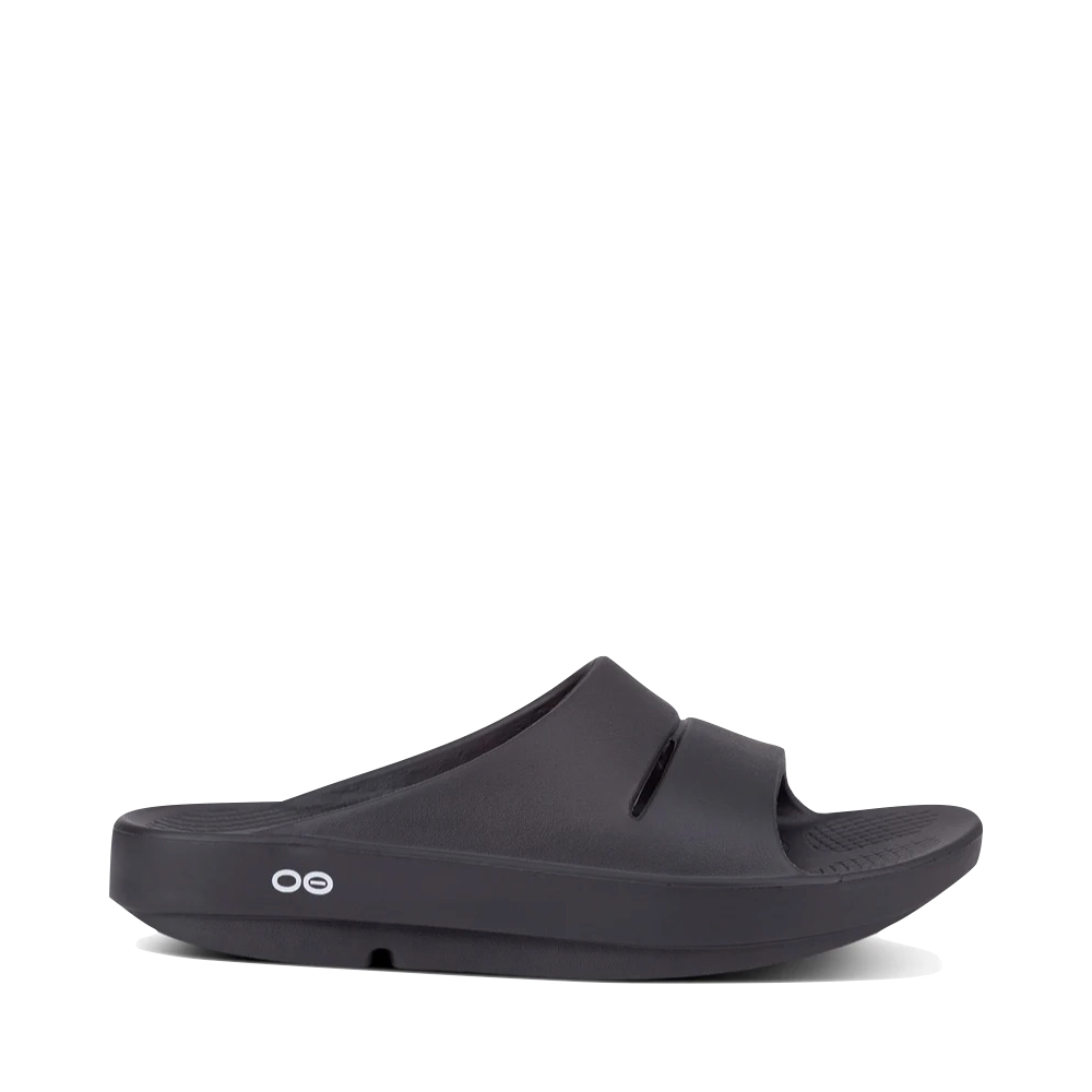 Side (right) view of OOfos OOahh Slide Sandal for unisex.