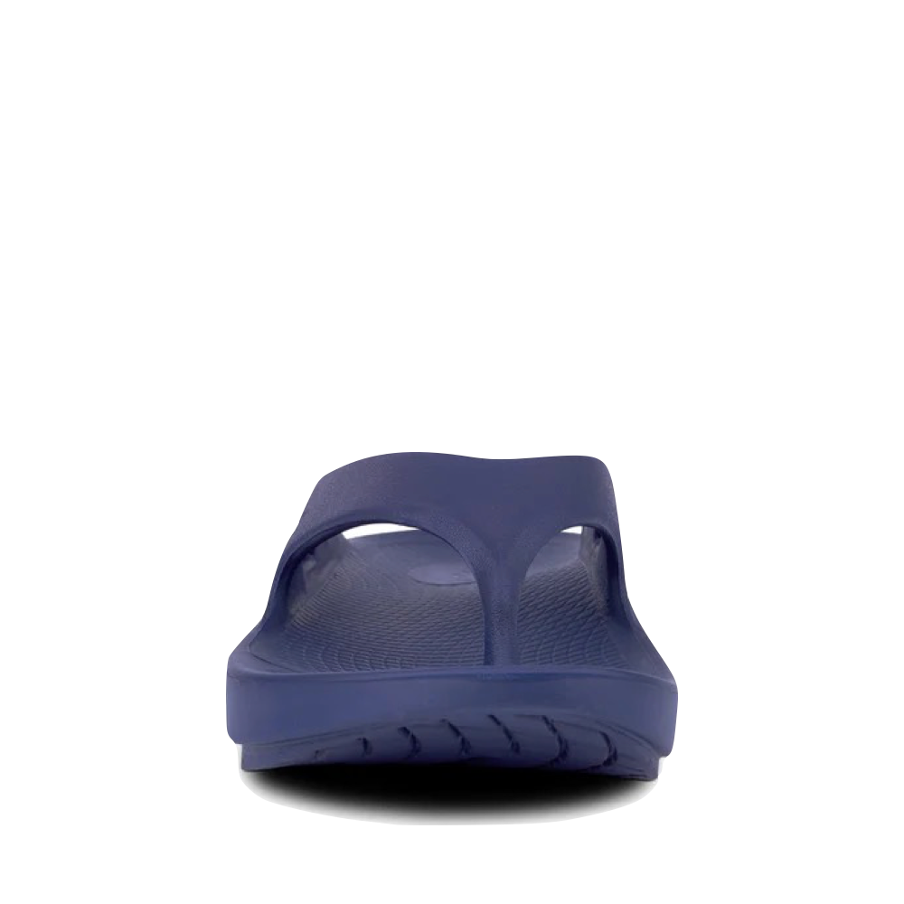 Front view of OOfos OOriginal Thong Sandal for unisex.
