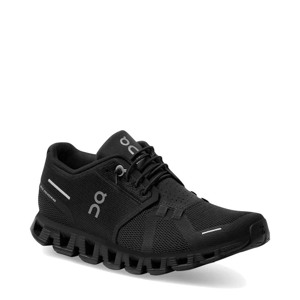 Mudguard and Toe view of On Cloud 5 Sneaker for women.