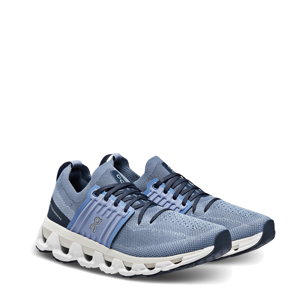 Mudguard and Toe view of On Cloudswift 3 Sneaker for women.