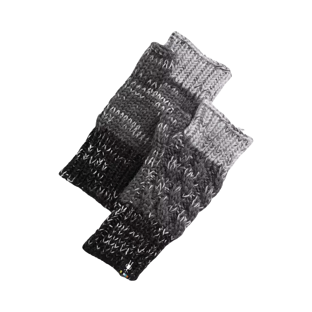 Front and back view of Smartwool Isto Hand Warmers.