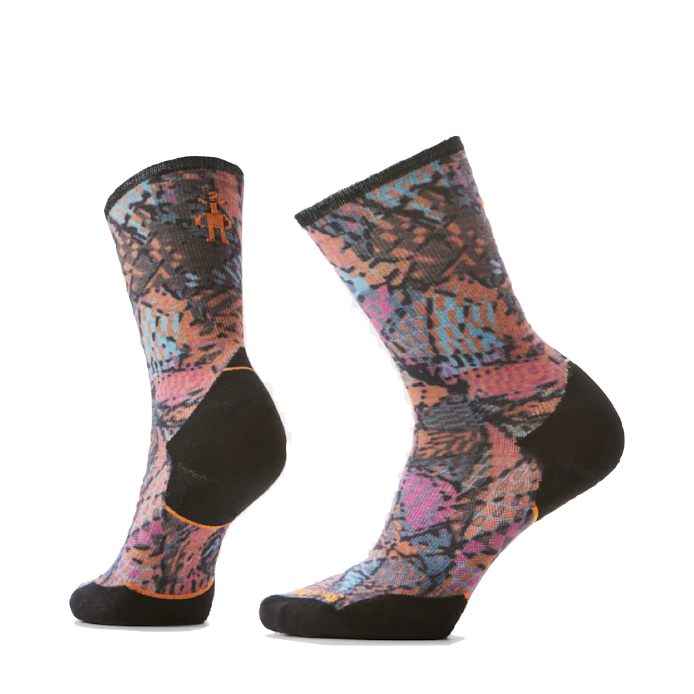 Side (left) view of Smartwool Tail Run Triangle Prism Print Targeted Cushion Crew Sock.