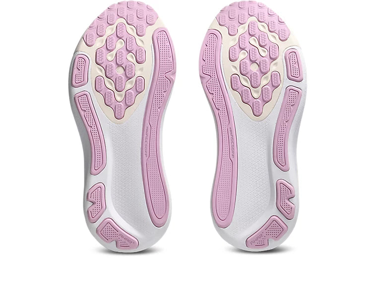 Asics Women's Gel-Kayano 33 Sneaker in White/Hazy Lilac
