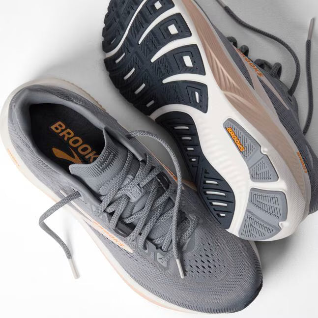 Brooks Women's Ghost 18 Sneaker in Grey/Morganite/Coconut