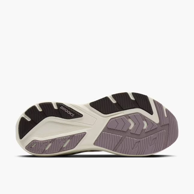 Brooks Women's Ghost Amp Sneaker in Arctic Wolf/Dove/Pink