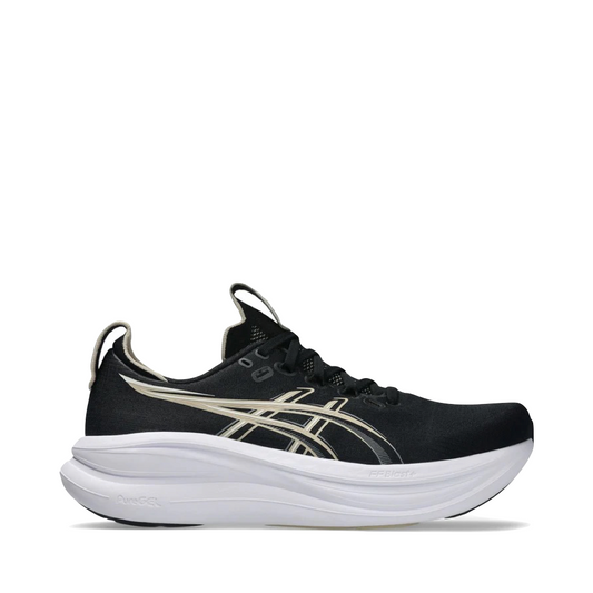 Side (right) view of Asics Gel Nimbus 28 Sneaker for men.
