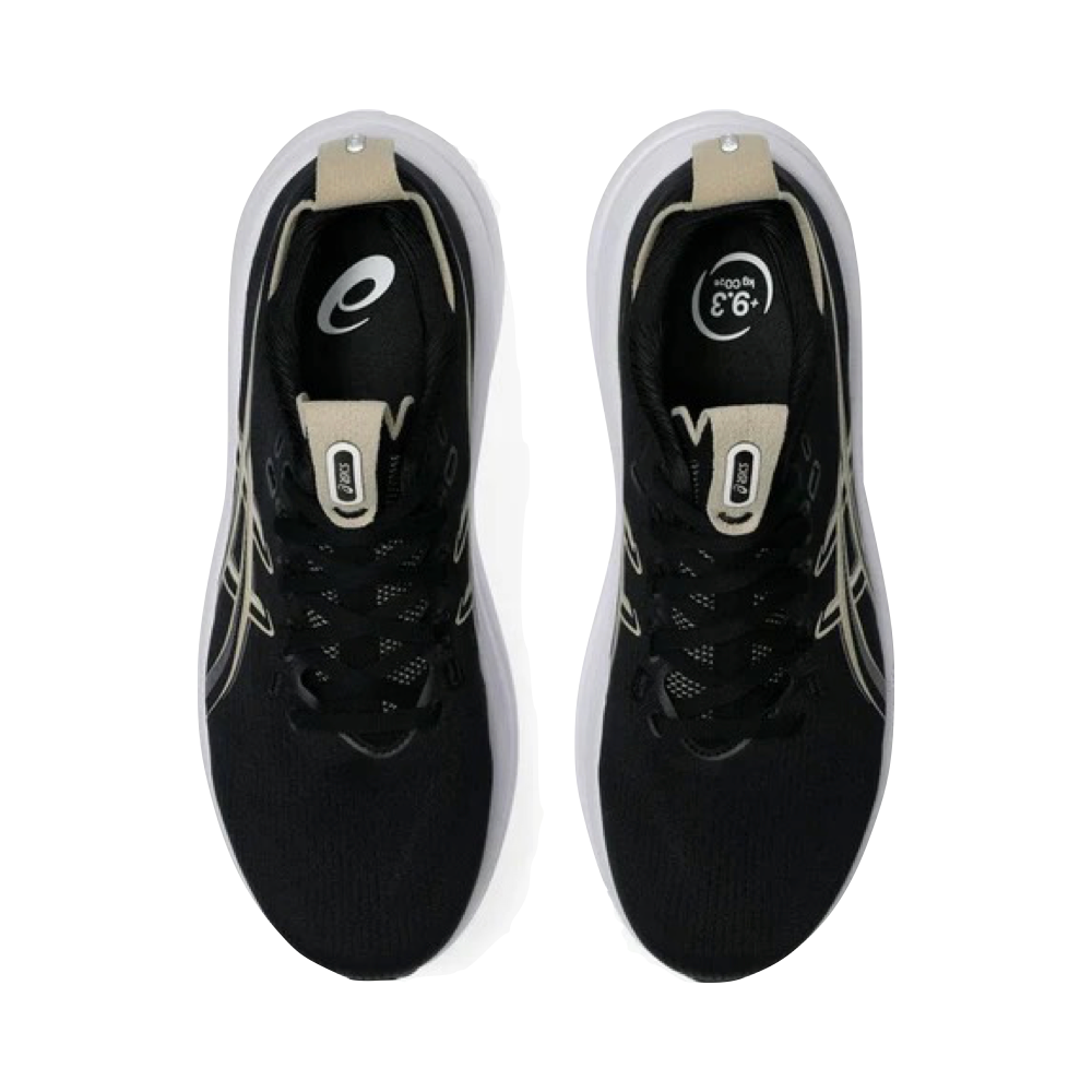 Top-down view of Asics Gel Nimbus 28 Sneaker for men.