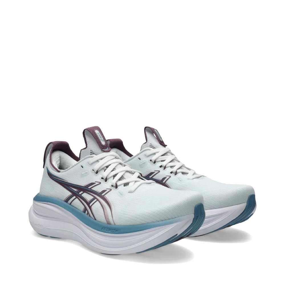 Mudguard and Toe view of Asics Gel Nimbus 28 Sneaker for women.