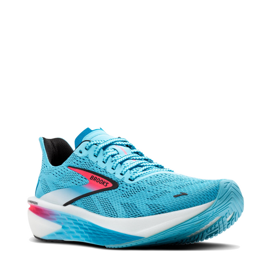 Mudguard and Toe view of Brooks Hyperion 2 Sneaker for men.
