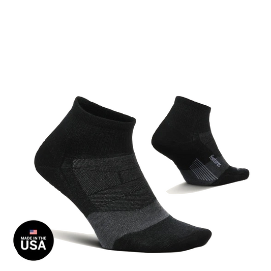 Side (right) and bottom view of Feetures 10 Max Cushion Quarter Sock.