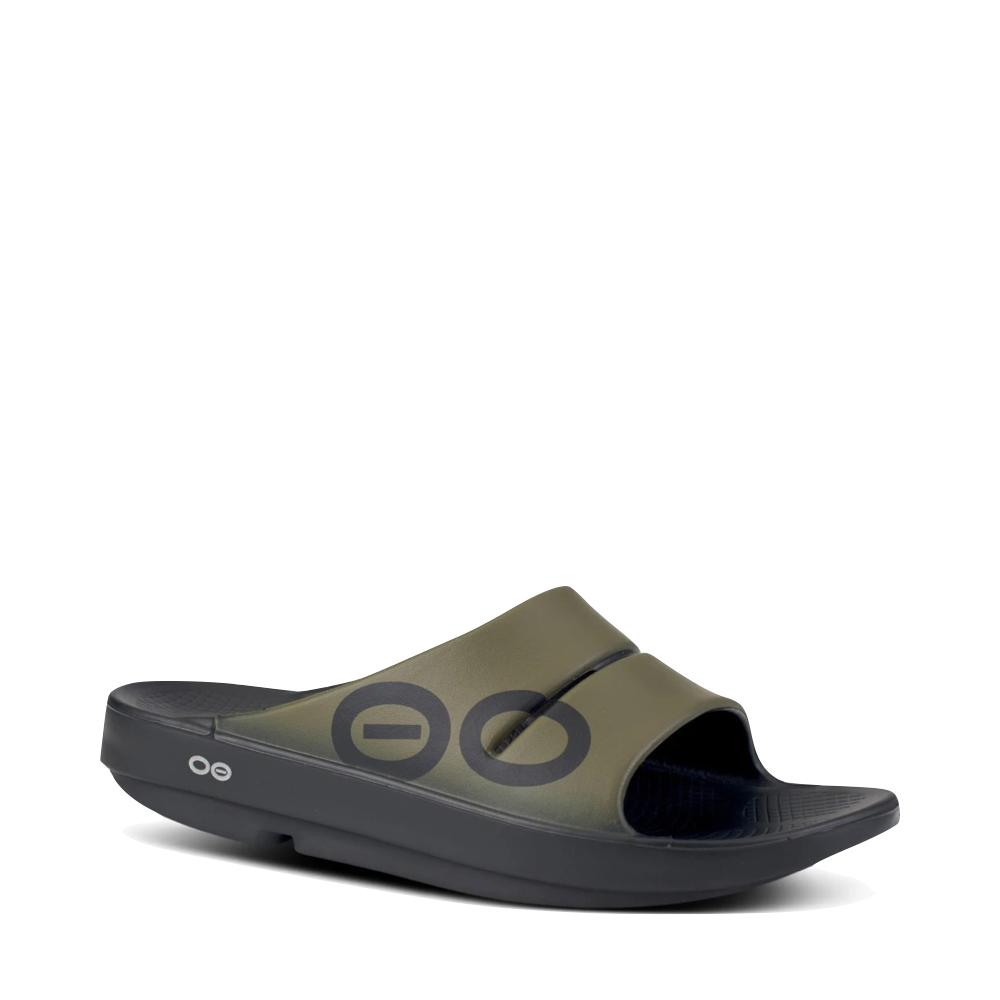 Toe view of OOfos OOahh Sport Slide for women.