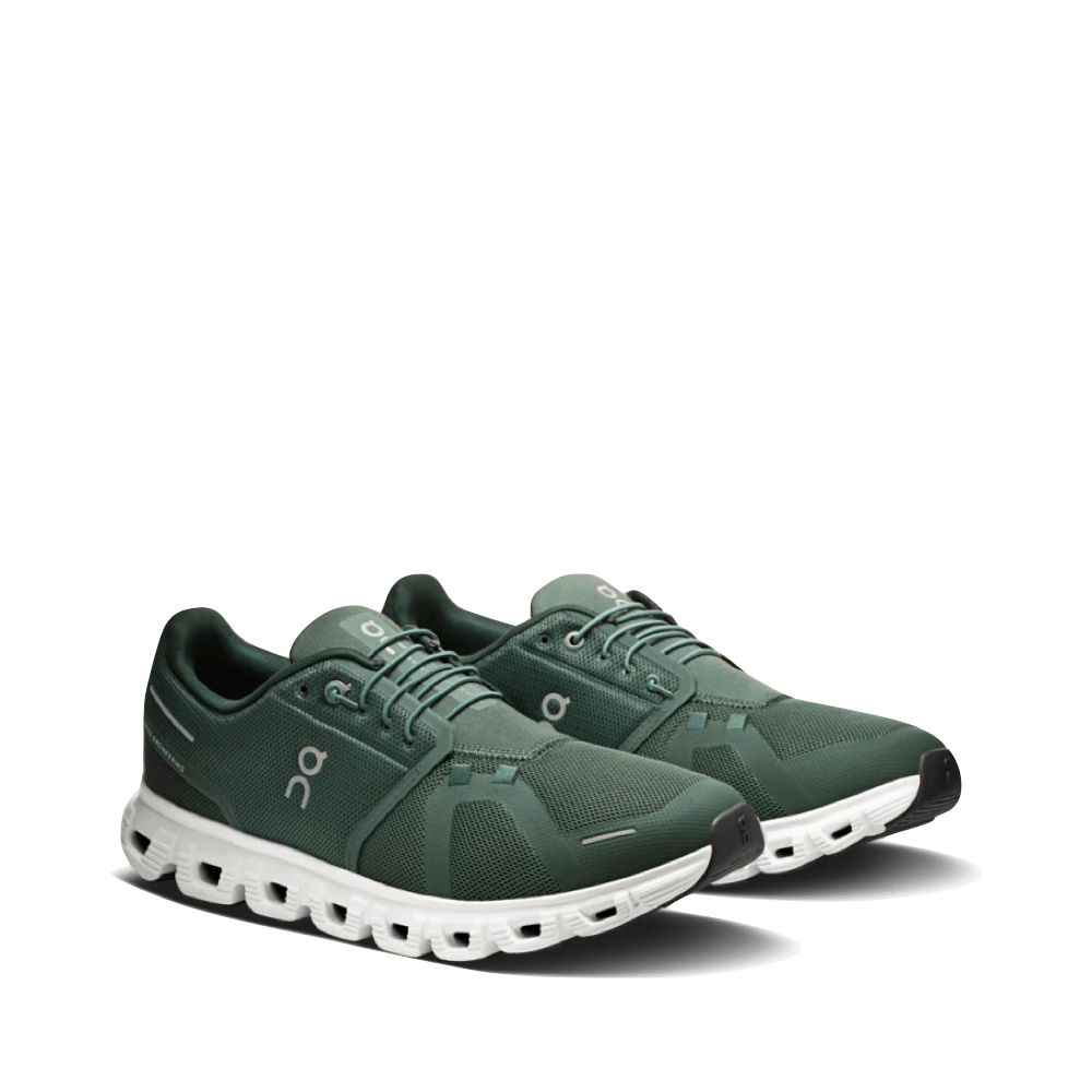 Mudguard and Toe view of On Cloud 6 Sneaker for men.