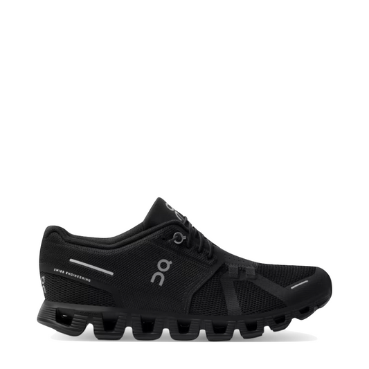 Side (right) view of On Cloud 5 Sneaker for women.