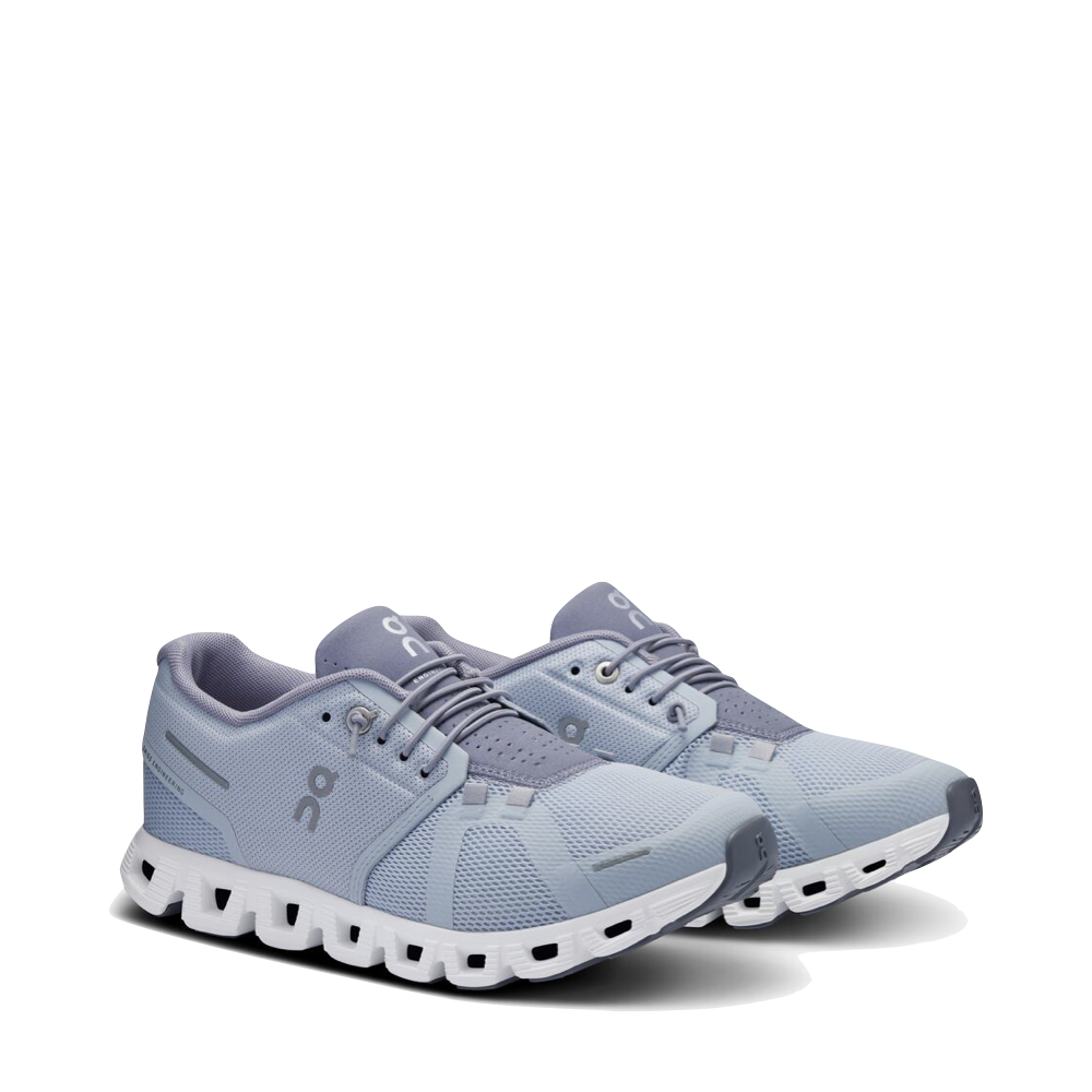 Mudguard and Toe view of On Cloud 5 Sneaker for women.
