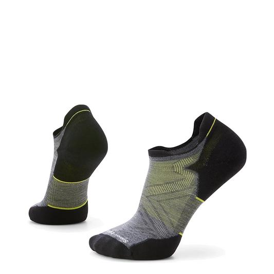 Side and bottom view of Smartwool Run Targeted Cushion Low Ankle Sock for men.