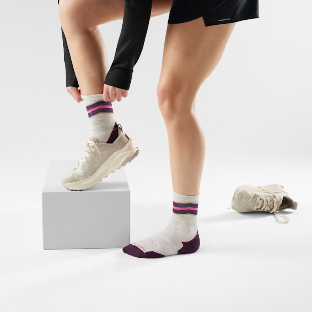 Model view of Smartwool Run Targeted Cushion Mid Crew Socks for women.