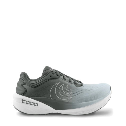 Side (right) view of Topo Phantom 4 Sneaker for women.