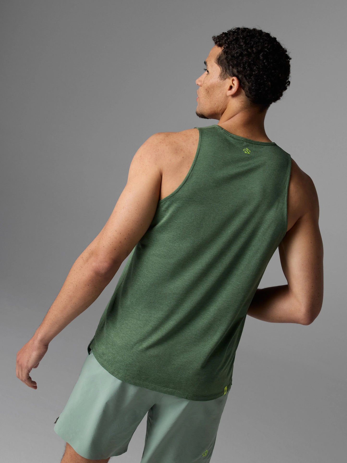 Rabbit Men's EZ Tank Top in Sea Spray