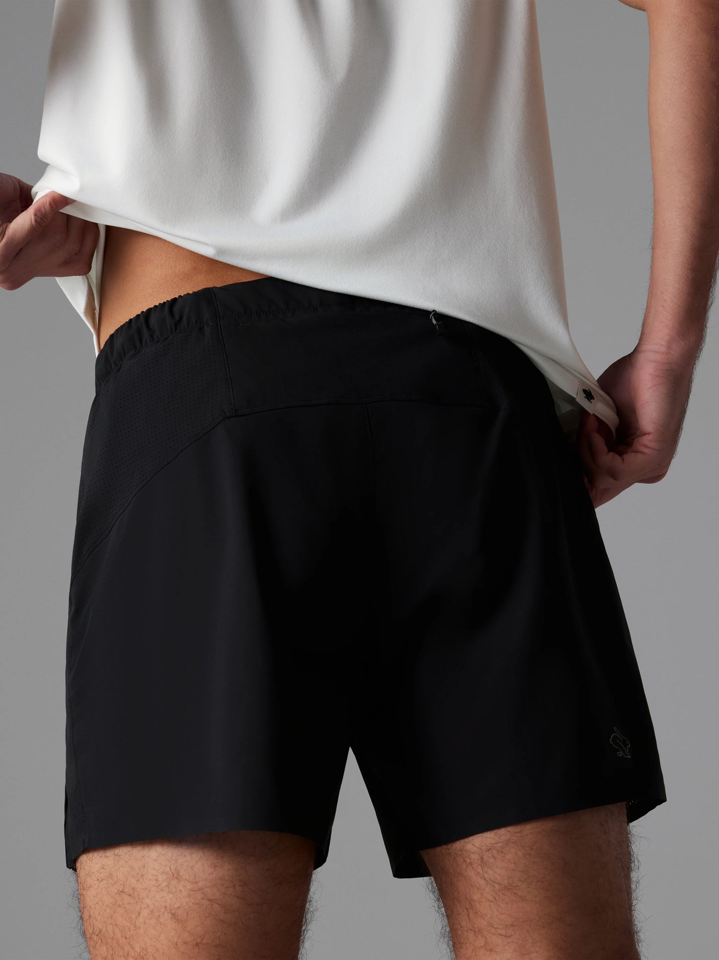 Rabbit Men's Tried n' True 5" Short in Black