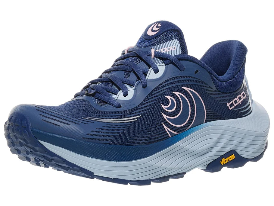 Topo Women's Ultraventure 5 Sneaker in Navy/Light Blue